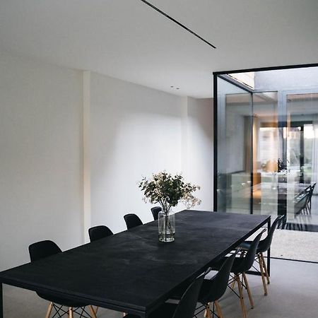 イープル Vakantiewoning Number 44ヴィラ エクステリア 写真