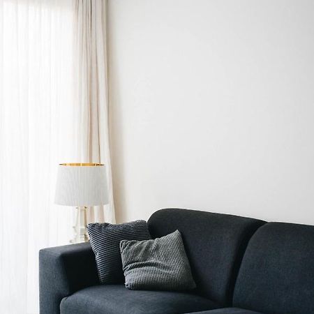 イープル Vakantiewoning Number 44ヴィラ エクステリア 写真
