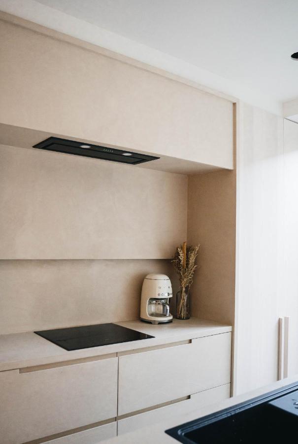 イープル Vakantiewoning Number 44ヴィラ エクステリア 写真